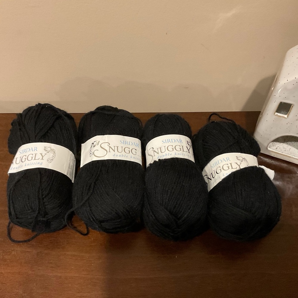 4 New Skeins Sirdar Snuggly 🧶